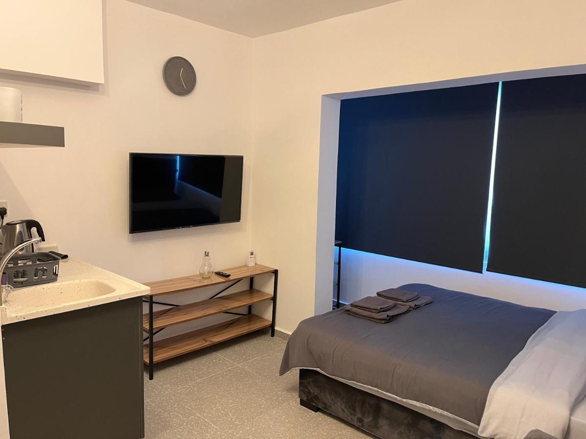 Mr. Studio In Ortakoy , North Nicosia + Wifi + Netflix Exterior photo